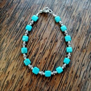 Turquoise and Silver Beaded Bracelet